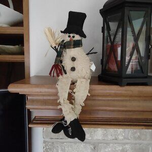 Sitting Shelf Mantle Plush Snowman NWT